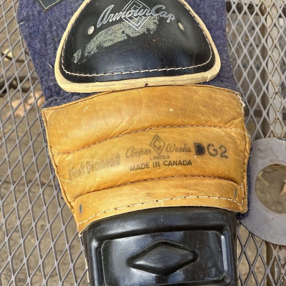 Vintage Cooper Black Diamond DG2 Leather Hockey Shin Pads Leg Guards - Picture 11 of 16